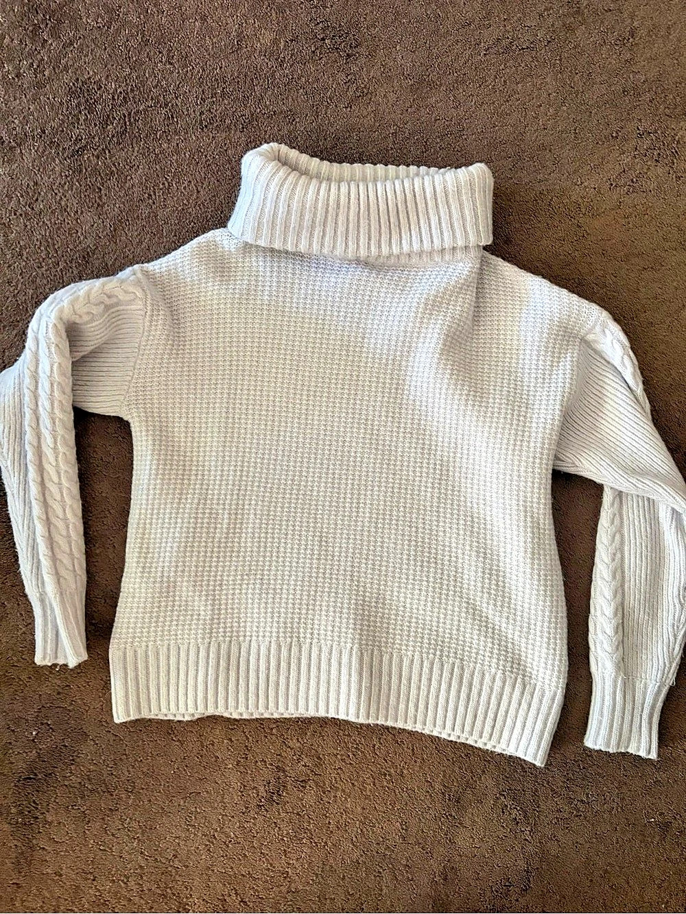Something Navy Cable Knit Turtleneck White XXS Like New